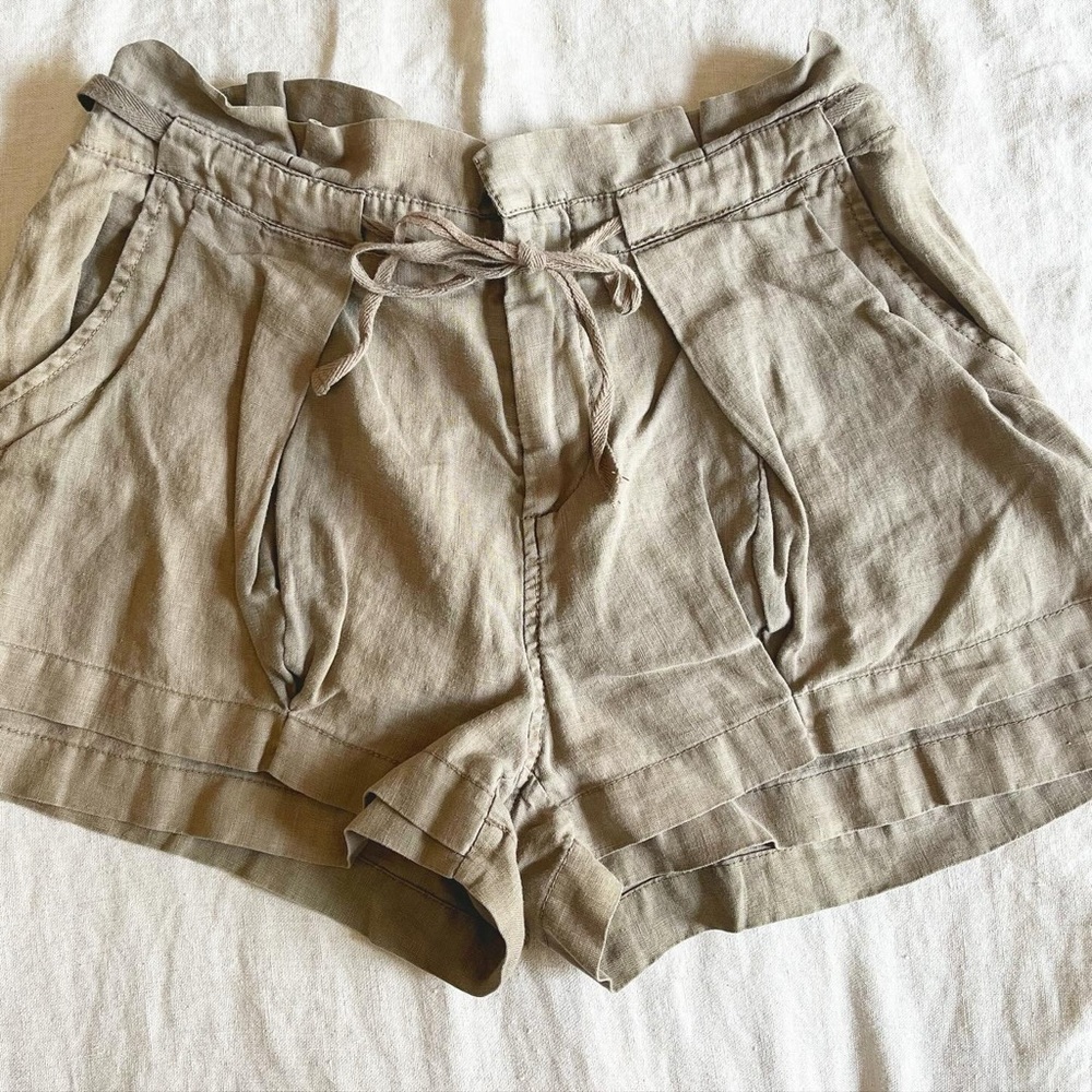 Joie Linen Pleated Shorts